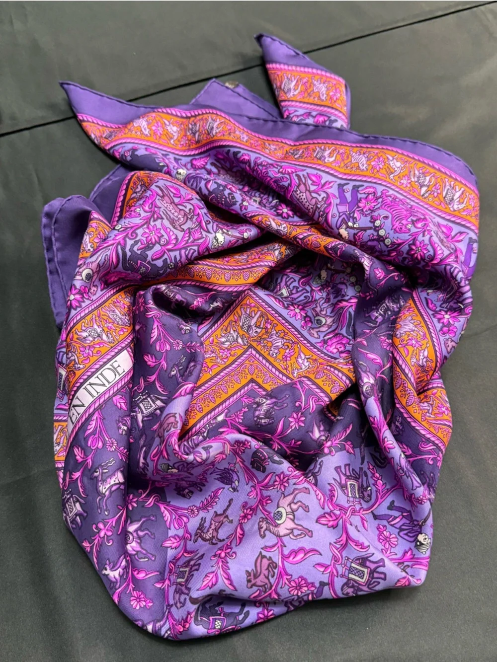Hermes Silk Scarf Chasse En Inde Purple Orange India Hunter Tiger Elephant Horse - Picture 11 of 12